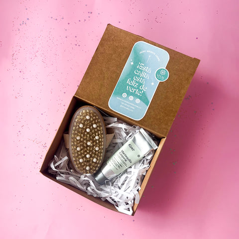 Kit Cepillo en Seco Ovalado con Bolas Masajeadoras + Hidratante Corporal