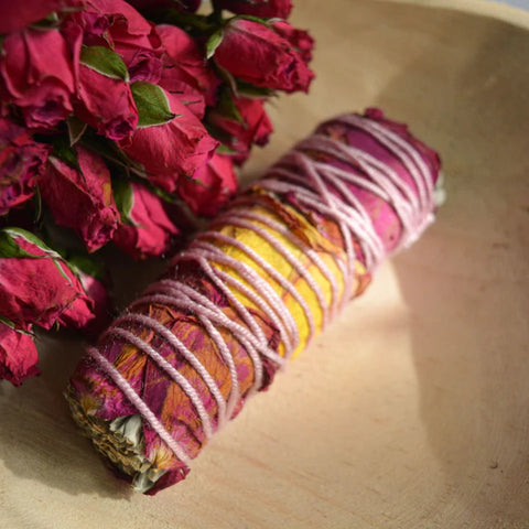 Salvia Blanca con Rosas